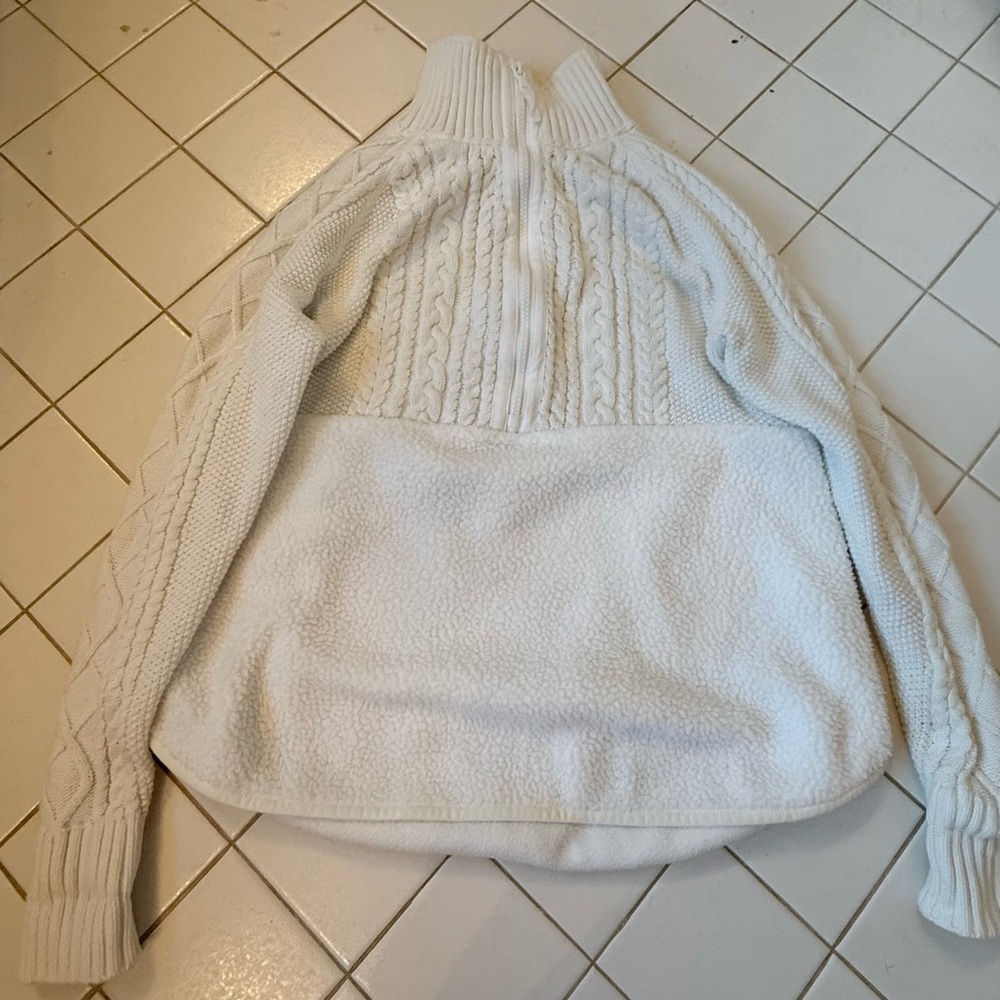 Vineyard Vines White Cable Knit Turtleneck Sweater